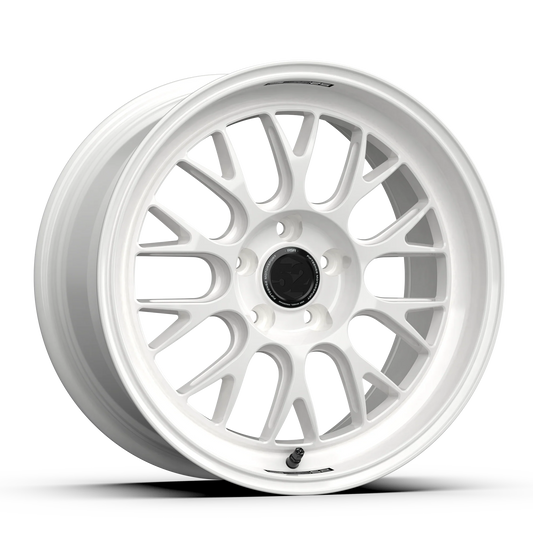 Fifteen52 Wheel (RSR-Holeshot RSR) Rally White/Gloss White