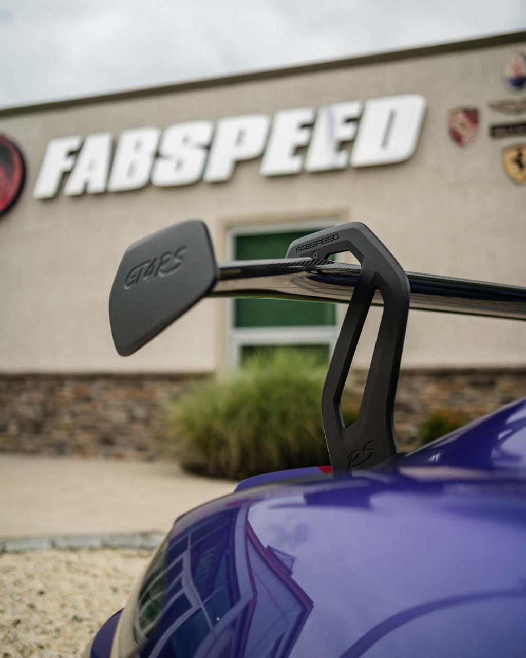 Fabspeed Porsche 718 GT4 RS CUP Car Style Wing Risers 2022 Onwards (FS.POR.718GT4RS.WR)