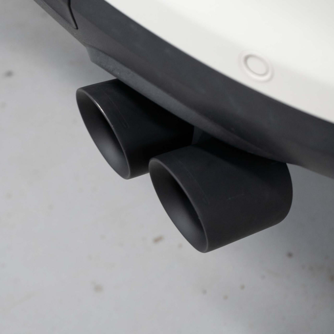 Fabspeed Porsche 955 S Maxflo Performance Exhaust System 2002-2007 (FS.POR.955V8.MAXX)