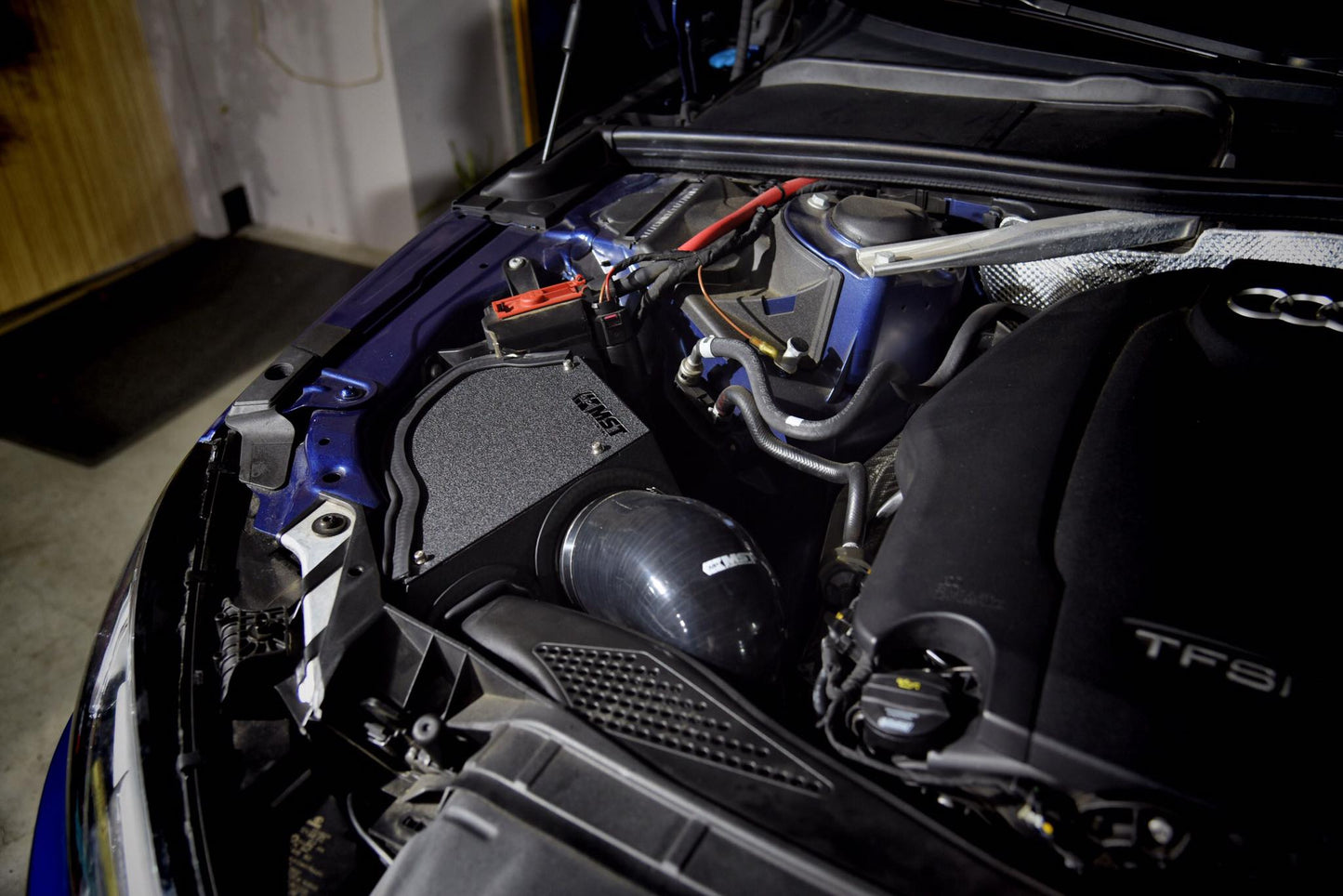 Audi A4 B9 2.0 Quattro Intake System (AD-A405)