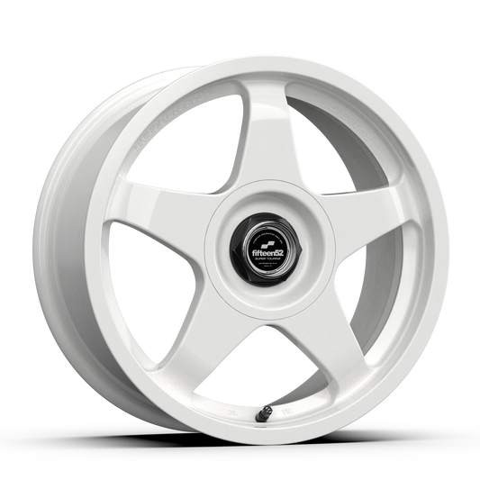 Fifteen52 Wheel (Super Touring-Chicane) Rally White/Gloss White
