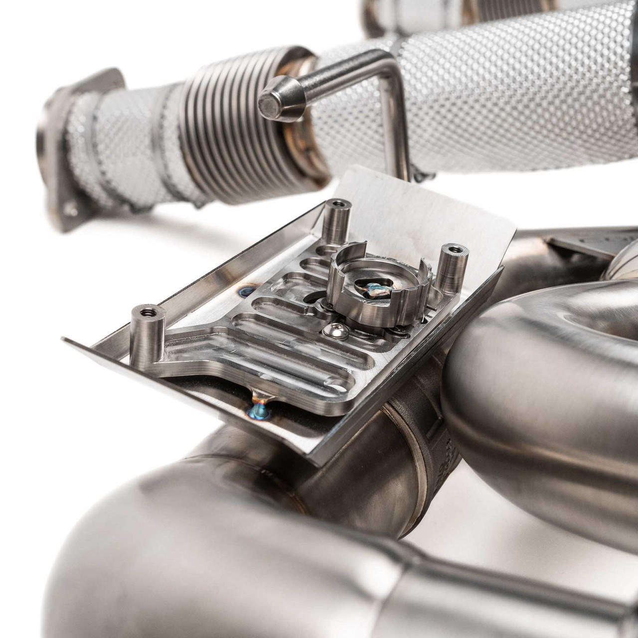 Fabspeed Chevrolet Corvette C8 E-Ray Valvetronic Maxflo Exhaust System 2023 Onwards (FS.CHEVY.C8E.VLVX)