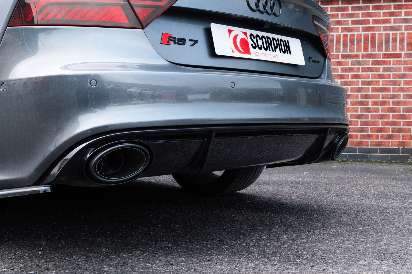 Audi RS7 C7 Non-Resonated Half System With Trims (SAUS117CF)