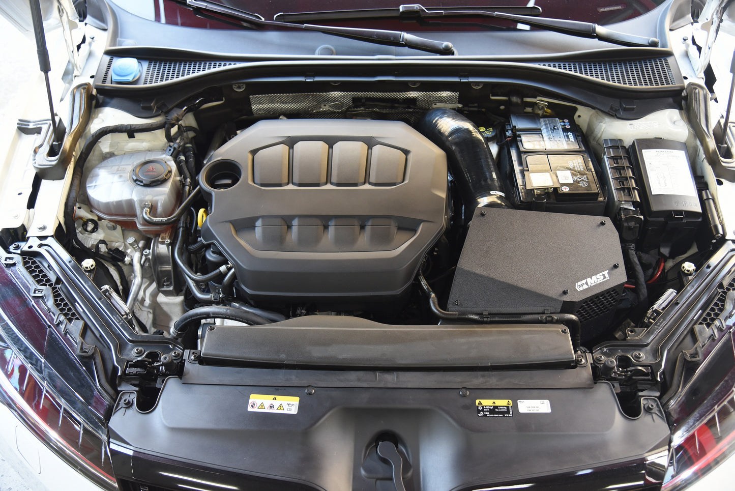 VW Golf MK8 R Intake System + Inlet Kit (VW-MK802)