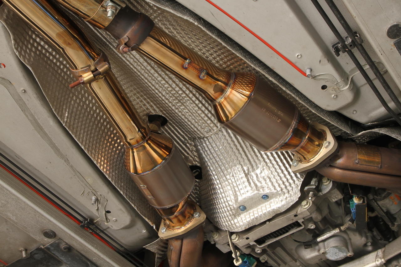 Fabspeed Aston Martin V8 Vantage Sport Cat X-Pipe Exhaust System 2005-2010 (FS.ASM.VNTV8.SCXP)