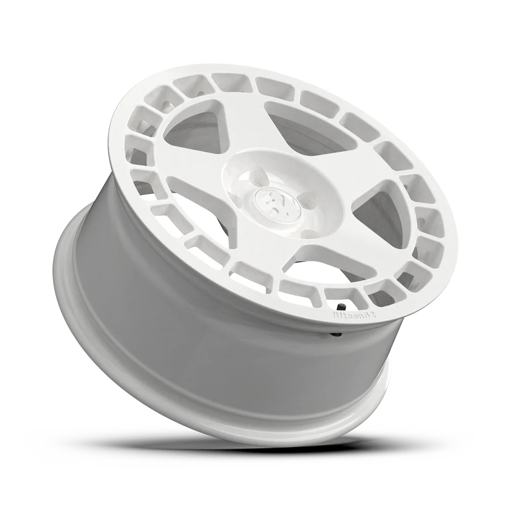 Fifteen52 Wheel (Rally Sport-Turbomac) Rally White/Gloss White