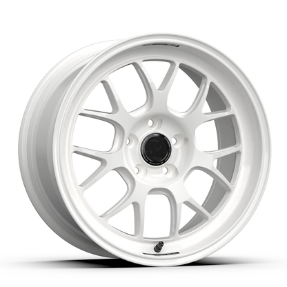 Fifteen52 Wheel (RSR-Vertex RSR) Rally White/Gloss White
