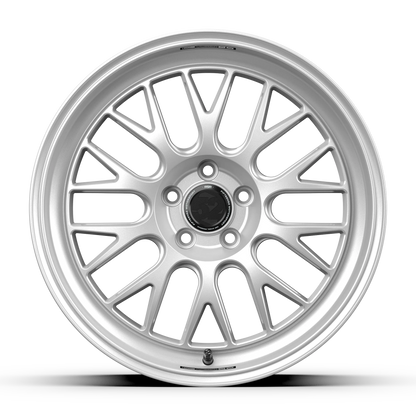 Fifteen52 Wheel (RSR-Holeshot RSR) Radiant Silver
