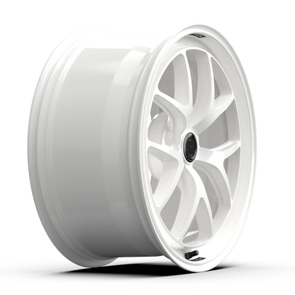 Fifteen52 Wheel (RSR-Sector RSR) Rally White/Gloss White