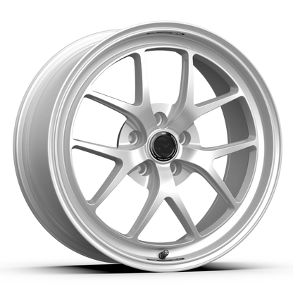 Fifteen52 Wheel (RSR-Sector RSR) Radiant Silver