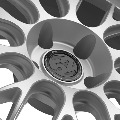 Fifteen52 Wheel (RSR-Holeshot RSR) Radiant Silver