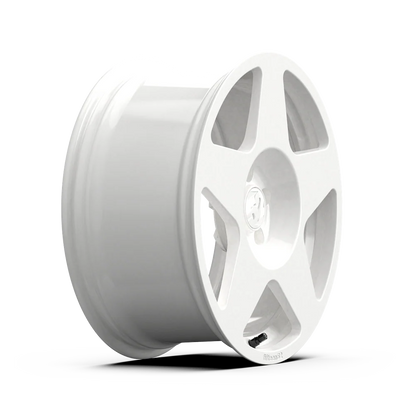 Fifteen52 Wheel (Rally Sport-Tarmac) Rally White/Gloss White