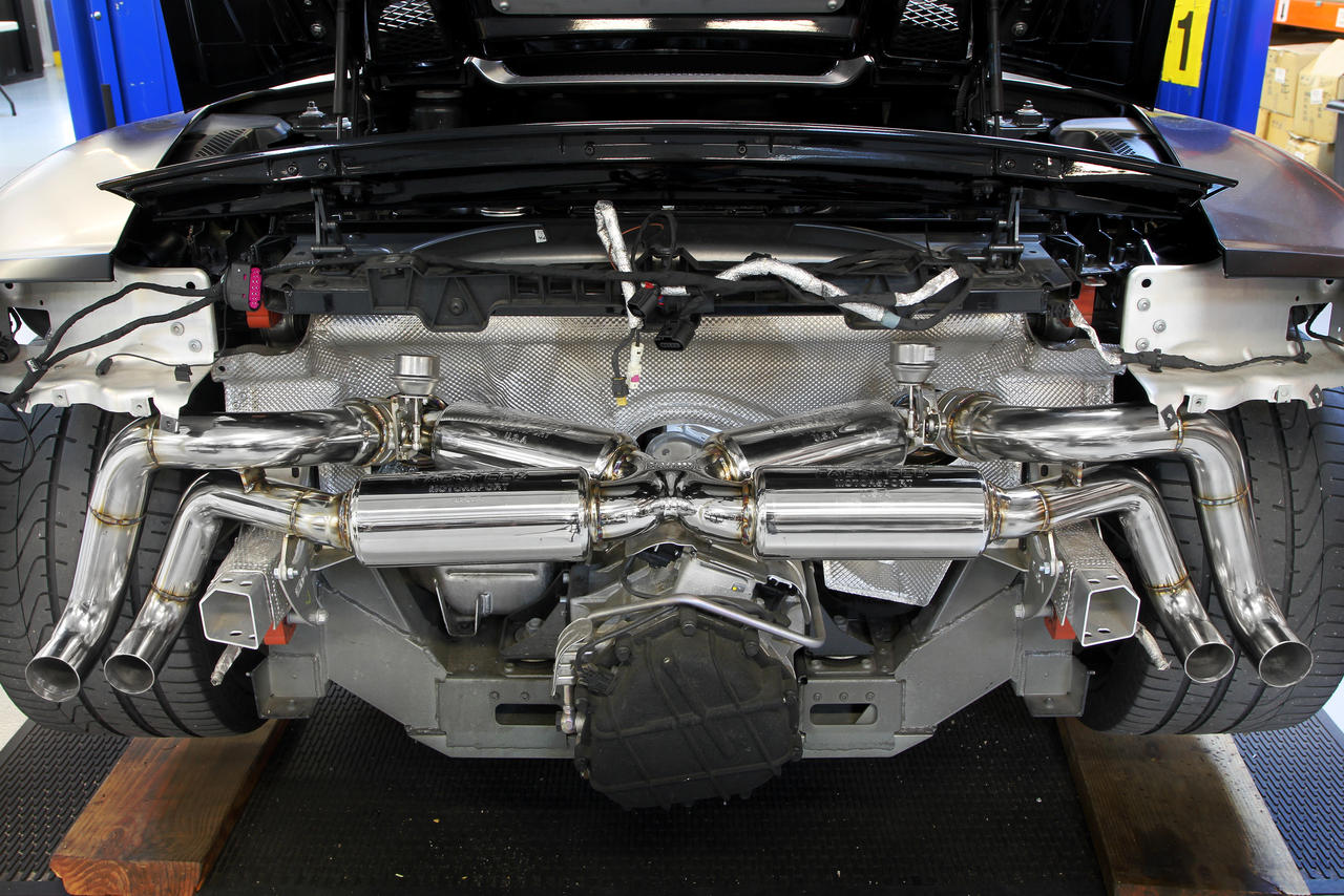 Fabspeed Audi R8 V8 Valvetronic Supersport X-Pipe Exhaust System 2007-2012 (FS.AUD.R8V8.VLV)
