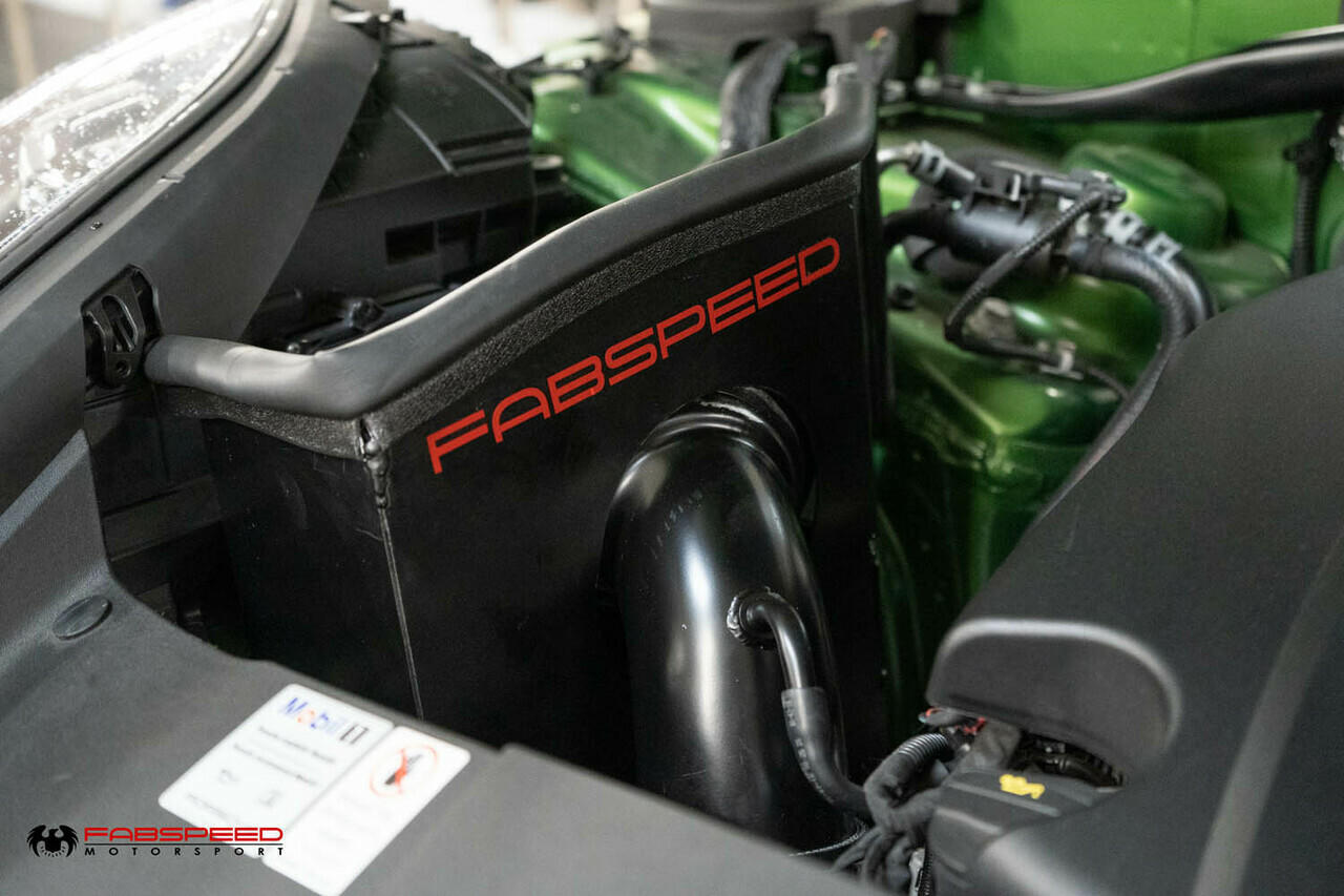 Fabspeed Porsche Macan 2.0L Competition Air Intake 2019-2021 (FS.POR.MCN2-19.COMPAI)
