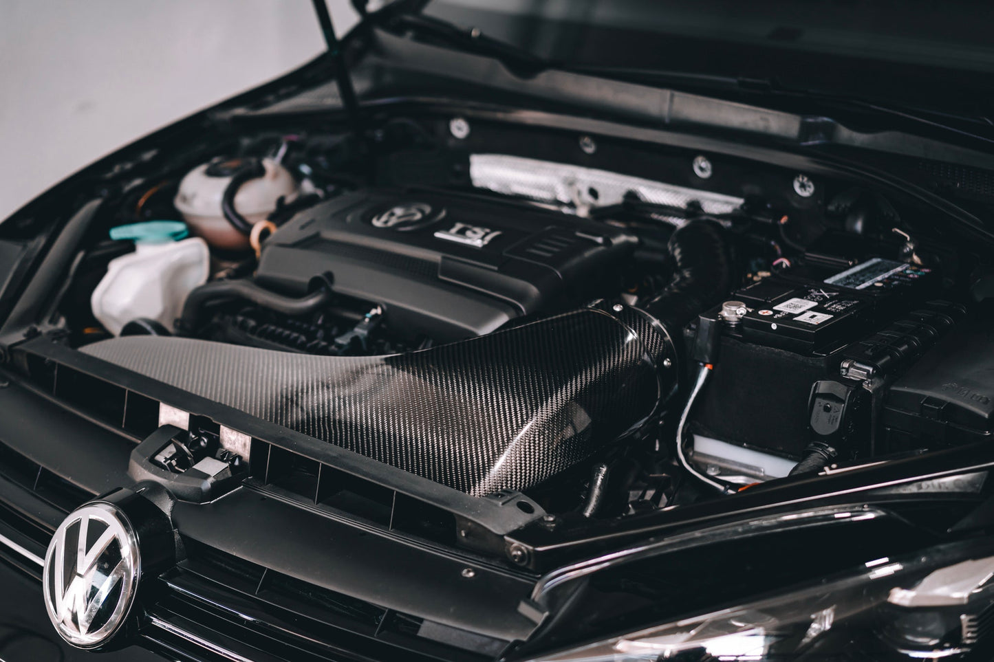 RTMG Full Carbon Direct Cold Air Intake For VW Golf MK7.5 - 2.0 TSI EA888 Gen 3