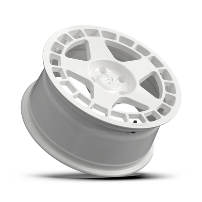Fifteen52 Wheel (Rally Sport-Turbomac) Rally White/Gloss White