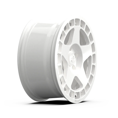 Fifteen52 Wheel (Rally Sport-Turbomac) Rally White/Gloss White